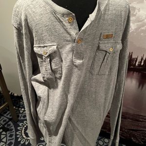 Gray long sleeve shirt